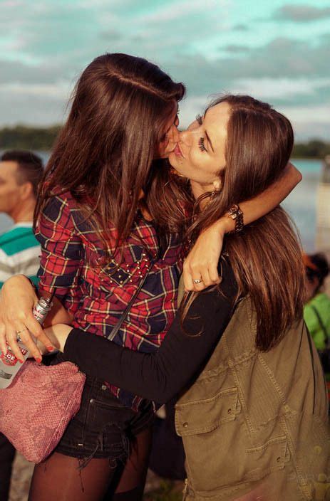 lesbian brunette|Lesflicks 